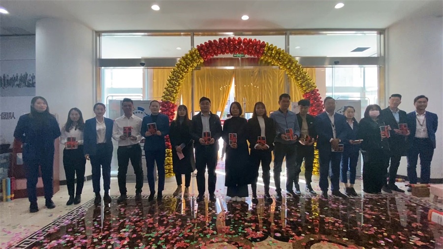 昌禾裝飾丨10月總結(jié)表彰暨11月活動(dòng)啟動(dòng)大會(huì)圓滿結(jié)束！一起領(lǐng)盲盒啦~