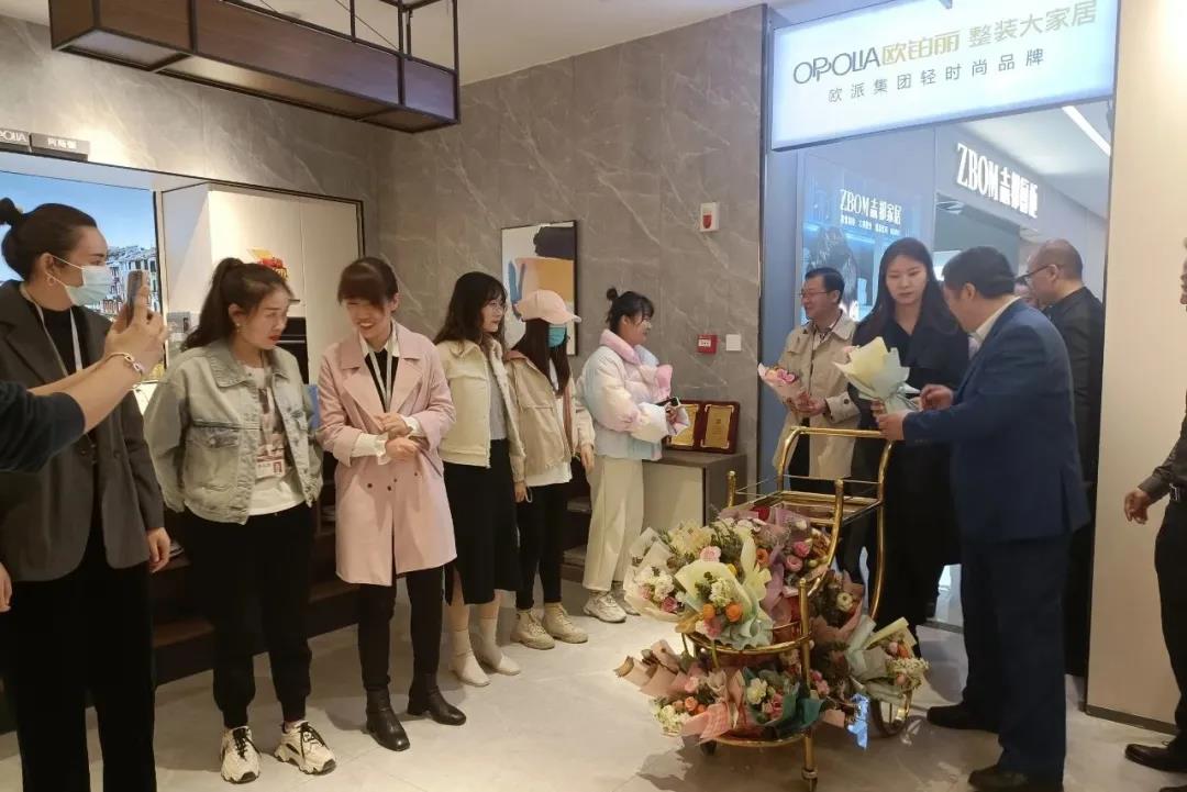 昌禾裝飾丨特別的愛給特別的你，對(duì)你的“愛”從未缺席~