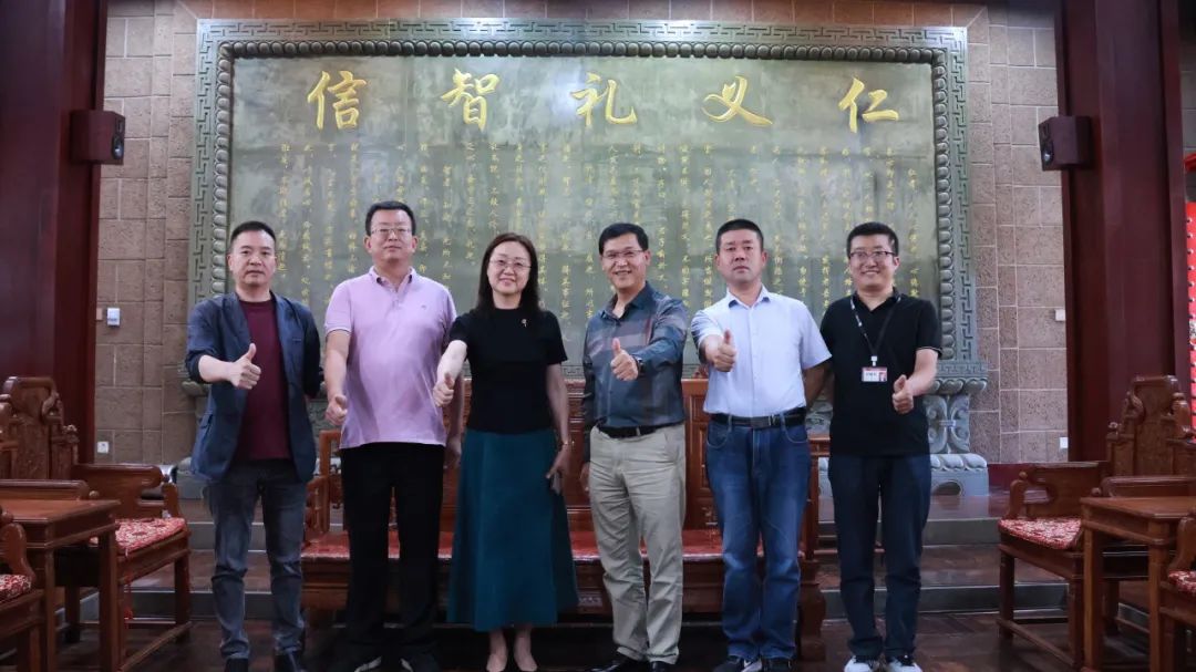 自治區(qū)工業(yè)和信息化廳中小企業(yè)服務(wù)中心領(lǐng)導蒞臨寧夏昌禾同盛科技有限公司考察調(diào)研